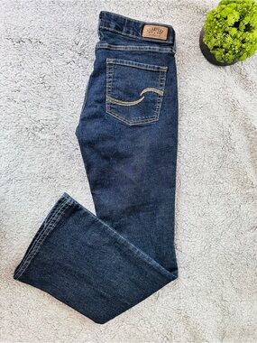 ✨👖 Levi’s Signature Modern Bootcut Jeans Dark Wash Clean Girl Denim